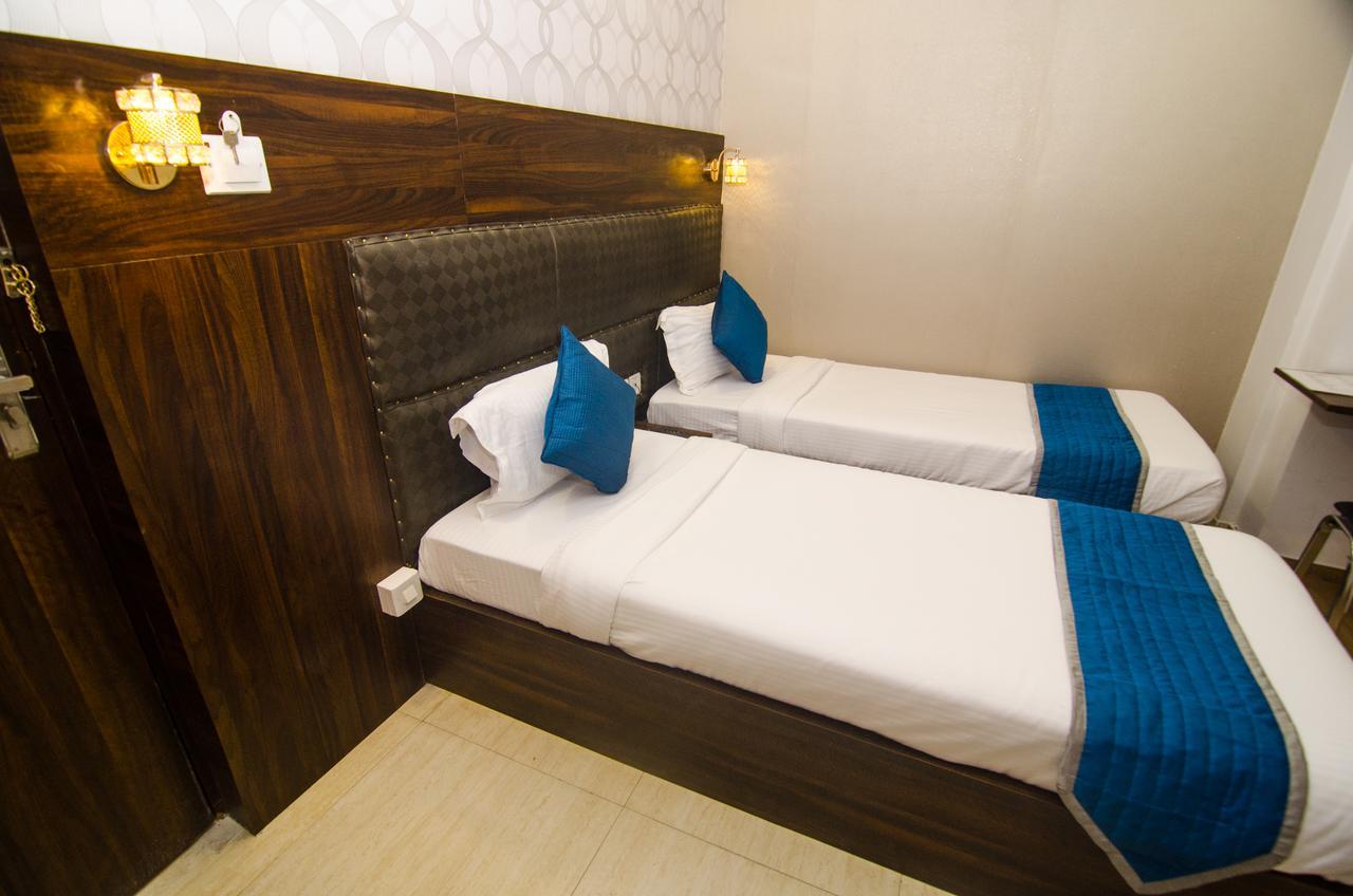 Hotel Q-Inn Kalküta Dış mekan fotoğraf