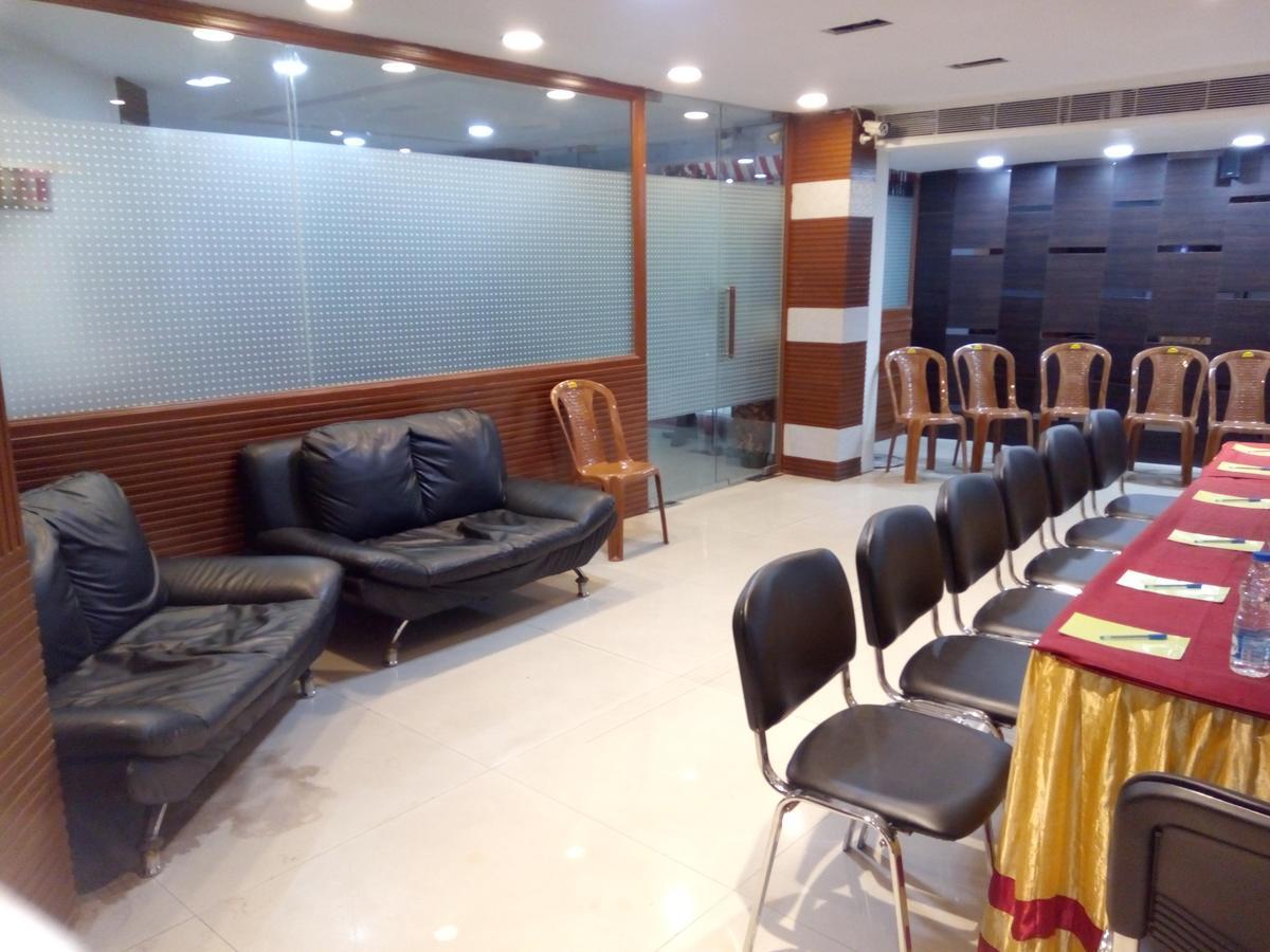 Hotel Q-Inn Kalküta Dış mekan fotoğraf